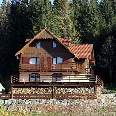 Hotel Penzión Ľadová Stratená Exterior foto