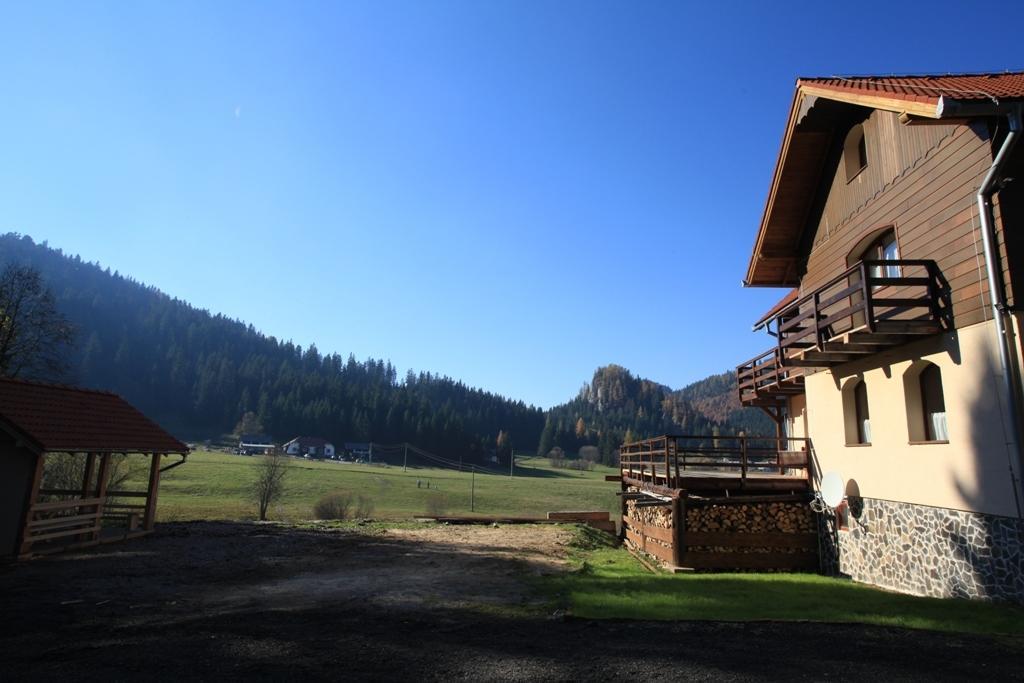 Hotel Penzión Ľadová Stratená Exterior foto